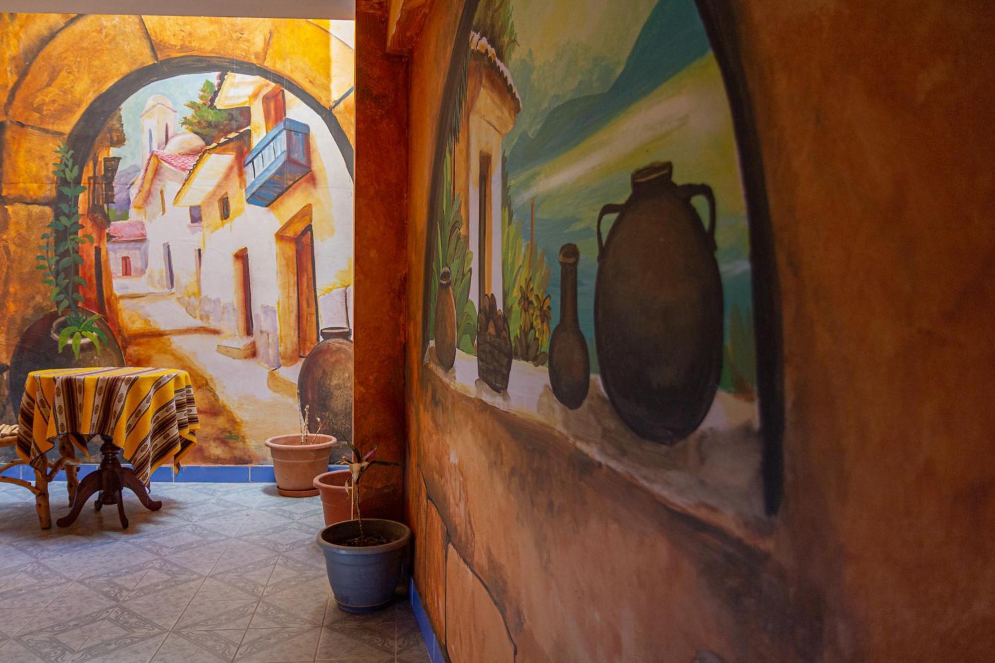 Hostal Sonia Копакабана Экстерьер фото